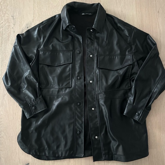 LEATHER JACKET - Picture 1 of 2